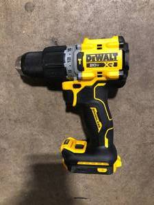 DEWALT 20V Compact Cordless 12 in. Hammer Drill (Tool Only)   Customer Returns See Pictures