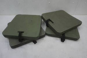 lot 18 image: 4 foam cushions with Velcro straps. hunter green color. 14x 13