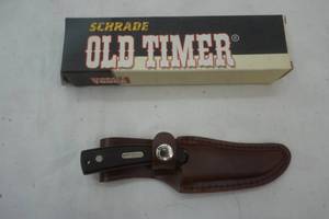 lot 32 image: NEW IN BOX. Schrade old timer knife with belt sheath