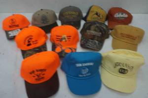 lot 45 image: HAT LOT. MOSTLY NEW. 12ct