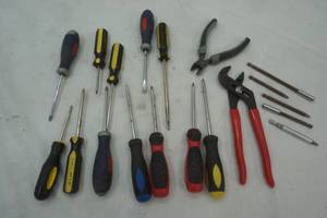 lot 115 image: Tools