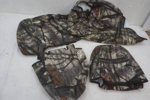 lot 119 image: Mossy Oak seat covers
