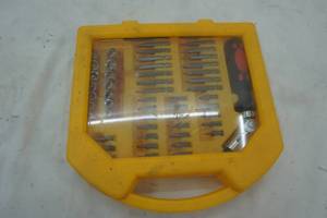 lot 152 image: Drill bit set, complete