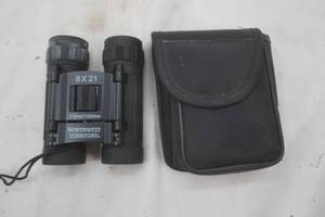 lot 179 image: Northwest Territory small binoculars