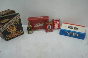 lot 188 image: vintage cigar boxes
