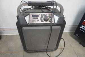 lot 203 image: Monster speaker