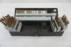 lot 317 image: large set of drill bits