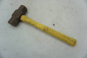 lot 318 image: sledge hammer