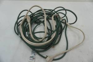 lot 322 image: heavy duty extension cord length unknown