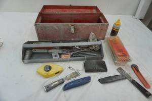 lot 327 image: tool box, tools