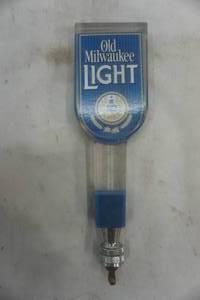 lot 330 image: Old Milwaukee light tap handle
