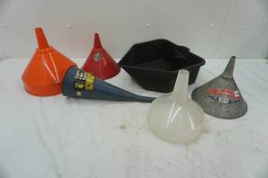 lot 345 image: oil pan , funnels