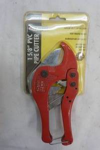lot 351 image: PVC pipe cutter