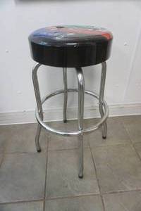 lot 355 image: Shop stool