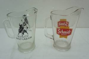 lot 390 image: 2 Picher lot Schmidt and Schlitz