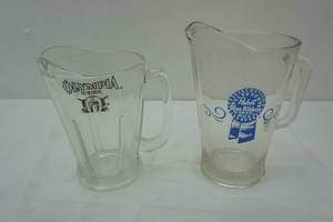 lot 391 image: 2 pitcher lot Olympia and Pabst Blue Ribbon