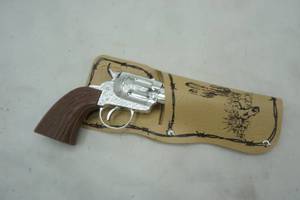 lot 2 image: NEW toy cap gun and case