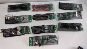 lot 32 image: Lot of 10 Foster Grant Reading Glasses in Various Styles and Powers
