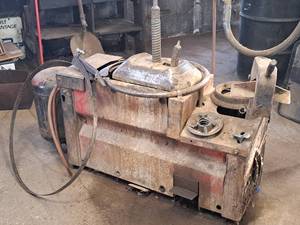 lot 2 image: Tire Changer