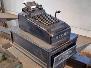 lot 22 image: Vintage The McCaskey System Cash Register
