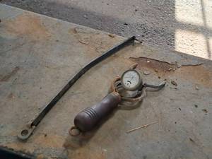 lot 26 image: Vintage 6V D.C. Volts Battery Tester with Tie-Down Strap