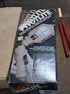 lot 46 image: Pivotlite Shop Work Light (New)