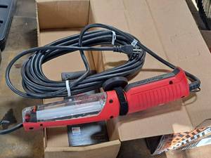 lot 47 image: Snap-on Shop Work Light (New)