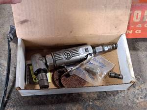 lot 52 image: Mac Tools 14 Angle Head Die Grinder ADG400AH