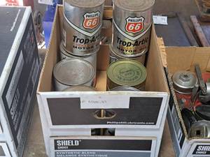 lot 56 image: Lot of (8) Vintage Transmission Fluid Cans and Motor Oil Cans (Full)