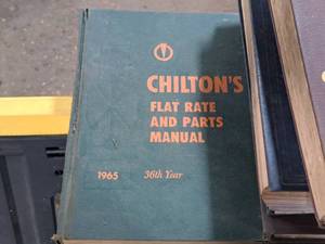 lot 128 image: 1965 Chilton 36th Year Auto Flat Rate and Parts Manual