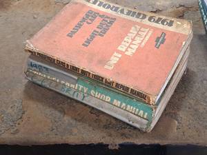 lot 132 image: Lot of (2) Vintage Automotive Unit Repair Manuals (Overhaul) - 1983 Chevrolet Celebrity Shop Manual, 1979 Chevrolet Unit Repair Manual (Overhaul)