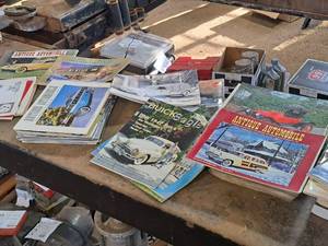 lot 134 image: Lot of (1 Box) Assorted Vintage Automotive Magazines - Antique Automobile, Buick Bugle