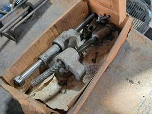 lot 140 image: MacPherson Strut Spring Compressor