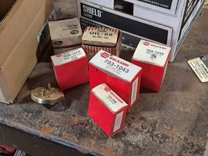 lot 162 image: Lot of (7) Automotive Oil Filler Caps, Regular Gas Cap, Non-Locking Gas Cap