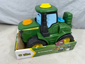 New John Deere Key and Go Tractor with Lights and Sounds