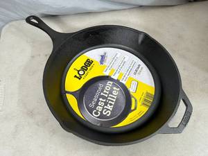 New Lodge Cast Iron Frying Pan - 13.25 inch