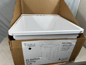New 21 Gallon Laundry  Utility Sink with Legs