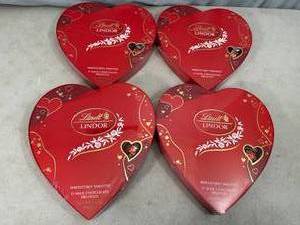 4 Lindt Lindor Truffle Heart Boxes - Milk Chocolate