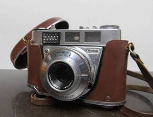 lot 12 image: Nice Vintage German Made KODAK Film Camera