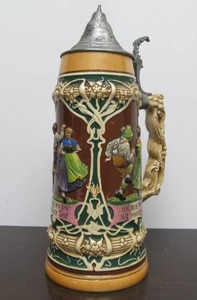 lot 16 image: Original Antique German Beer Stein ca 1900 - Couples Dancing