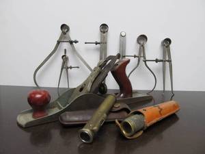 lot 147 image: Group of Vintage & Antique Tools 