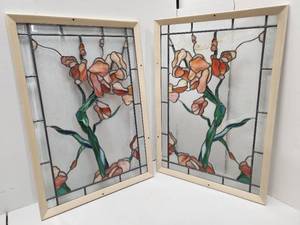 lot 211 image: Nice Pair of Stained & Leaded Glass Windows 