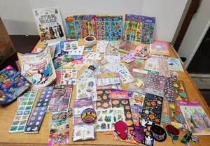 lot 289 image: HUGE Lot of Quality Brand New Stickers - Disney Nickelodeon Star Wars & More