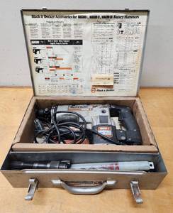 lot 48 image: Working Heavy Duty Black & Decker MACHO I Rotary Hammer