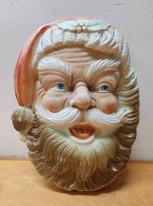 lot 46 image: Older Vintage SANTA CLAUSE Christmas Blow Mold 