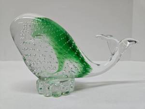 lot 85 image: Art Glass WhaleFish Sculpture #1