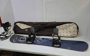 lot 97 image: Very Nice SOLOMON Maiden Snowboard wBoots & Case