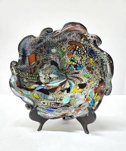 lot 319 image: Beautiful Vintage Italina Murano Tutti Frutti Glass Bowl