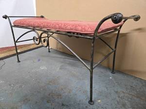 lot 374 image: Heavy Wrought Iron Entry Bench