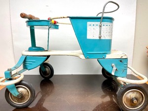lot 378 image: Vintage 1950s era TAYLOR Taylor-Tot Child Walker  Stroller